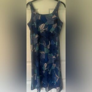 Women's Columbia PFG Omni-Freeze Sleeveless Dress in Botanical Pattern